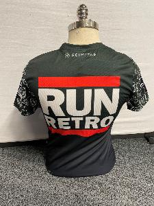 Retro Run 00s Technical Top 